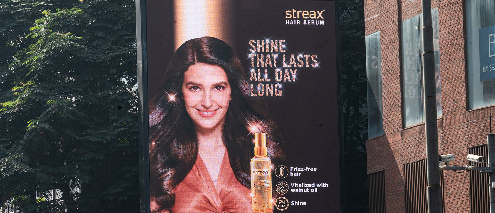 streax-hair-hoarding