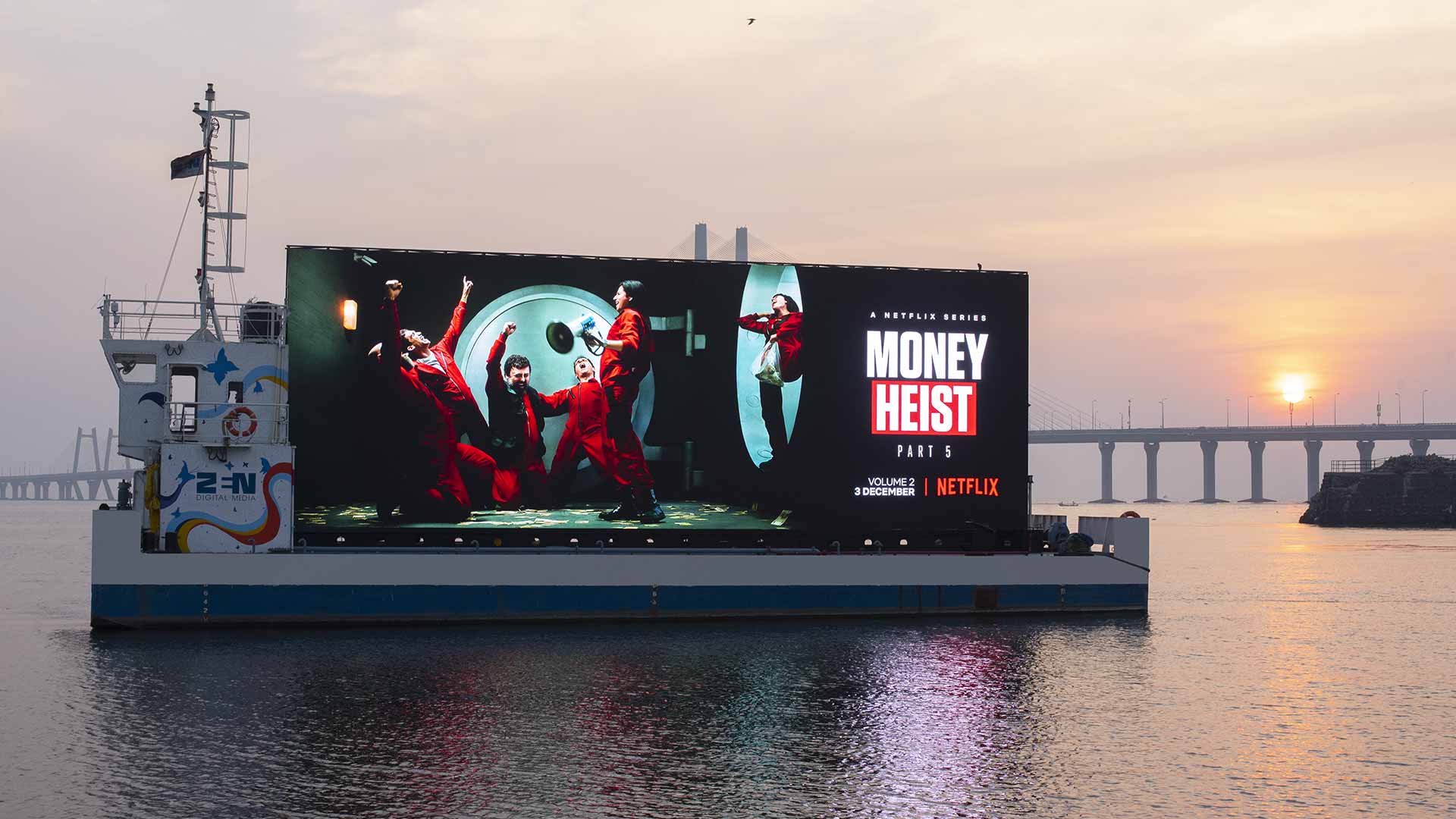 Hoarding-on-water-netflix